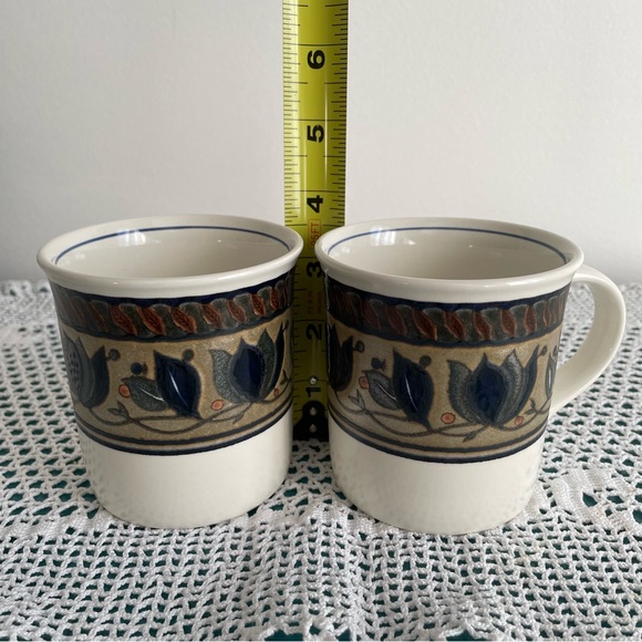 Mikasa Cream and Navy Leaf Design Mugs Arabella Collection - Picture 8 of 10